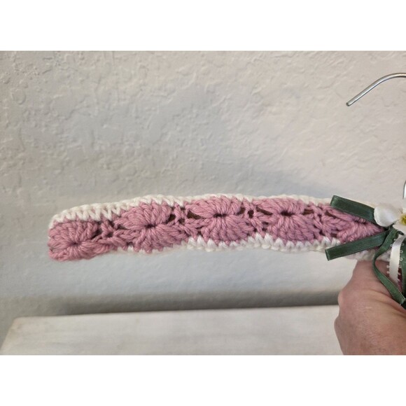 Vintage Handmade Granny Crocheted Wooden Hangers Pink and Blue Lot of 3 - Picture 15 of 16